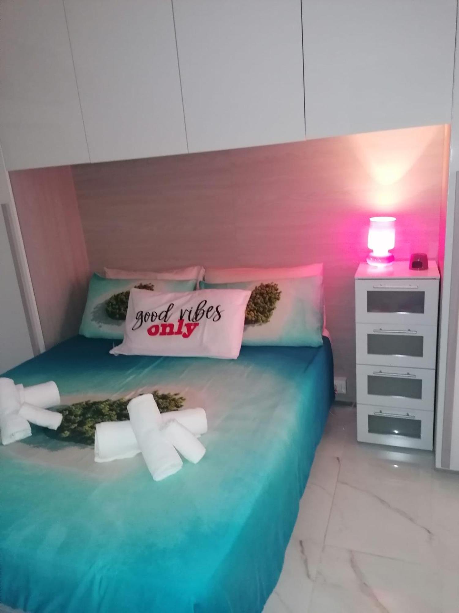 Fiumicino Aeroporto Casa Vacanze Orchidea Bagian luar foto